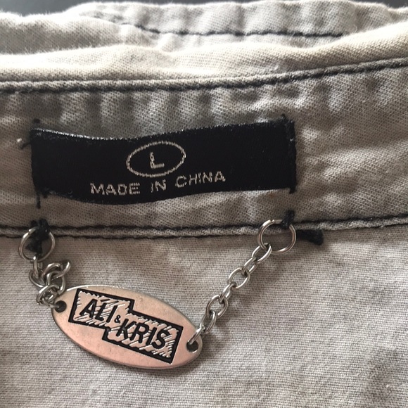 Top - Picture 2 of 4